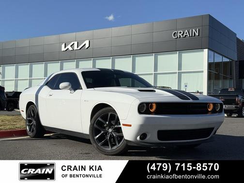 2020 Dodge Challenger SXT