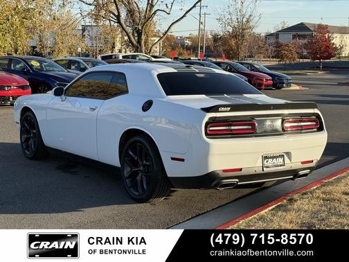 2020 Dodge Challenger SXT