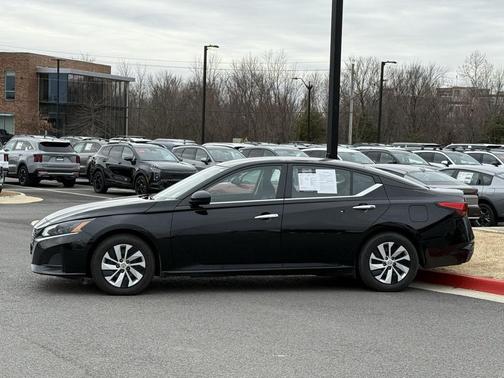 2024 Nissan Altima S FWD