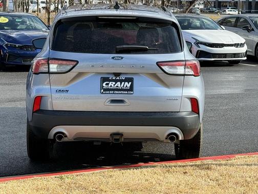 2022 Ford Escape Titanium