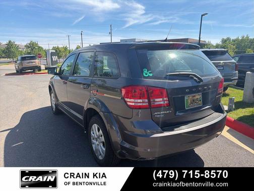 Granite Crystal Metallic Clearcoat 2015 Dodge Journey SE