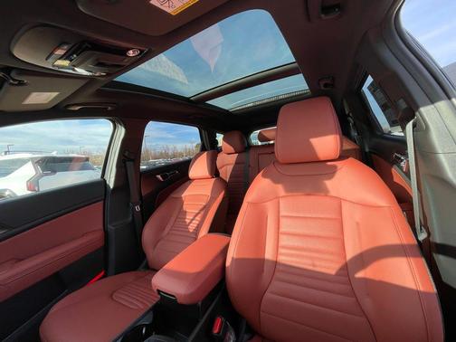 Ebony Black 2026 Kia Sportage SX-Prestige