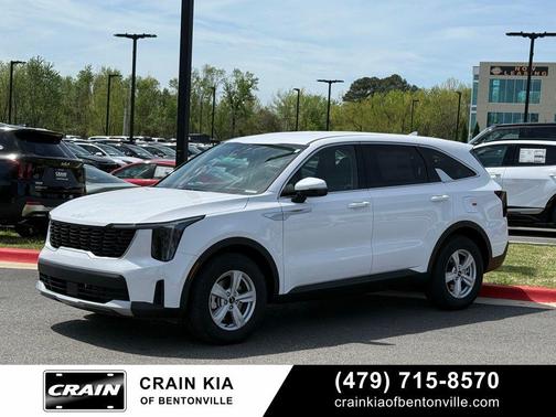 Glacial White Pearl 2026 Kia Sorento LX