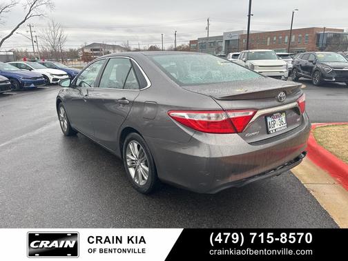 2016 Toyota Camry LE