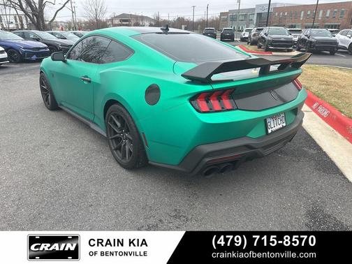 2024 Ford Mustang Dark Horse Fastback