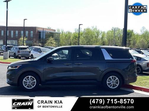 2024 Kia Carnival LX