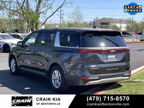 2024 Kia Carnival LX