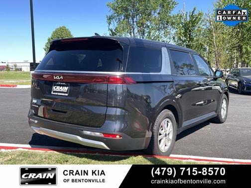 2024 Kia Carnival LX