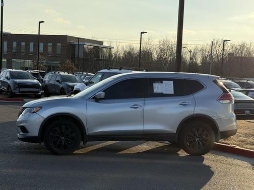 2015 Nissan Rogue S