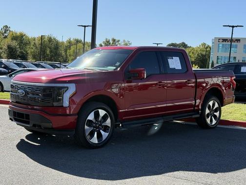 2022 Ford F-150 Lightning Platinum