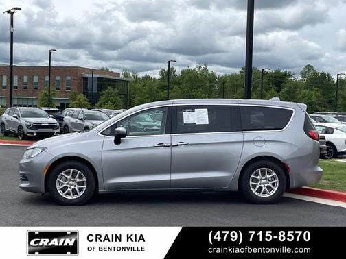 2017 Chrysler Pacifica Touring