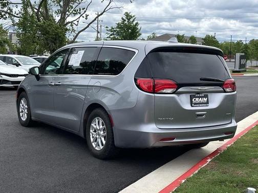 2017 Chrysler Pacifica Touring