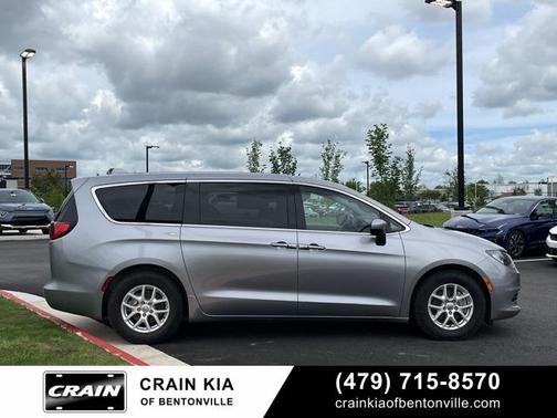 2017 Chrysler Pacifica Touring