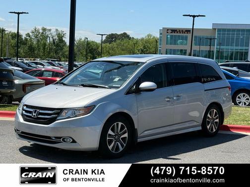 Alabaster Silver Metallic 2015 Honda Odyssey Touring
