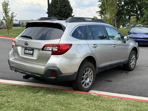 2018 Subaru Outback 2.5i Premium