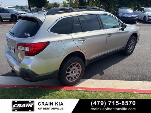 2018 Subaru Outback 2.5i Premium