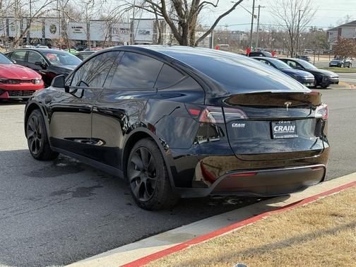 2023 Tesla Model Y Long Range Dual Motor All-Wheel Drive