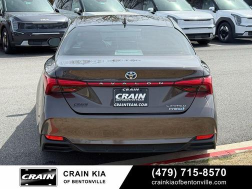 2019 Toyota Avalon Hybrid Limited