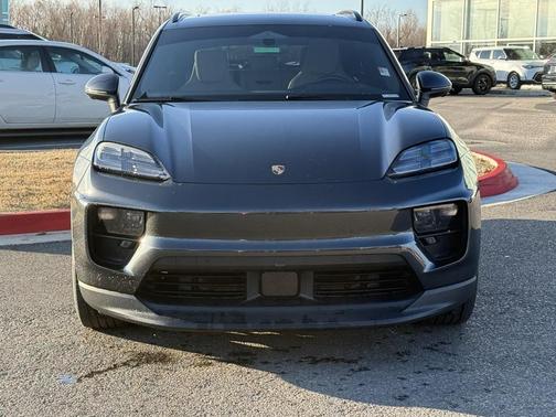 2024 Porsche Macan 4