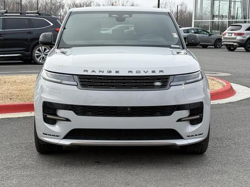 2024 Land Rover Range Rover Sport SE