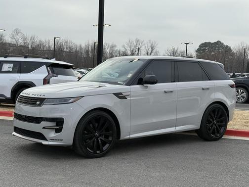 2024 Land Rover Range Rover Sport SE