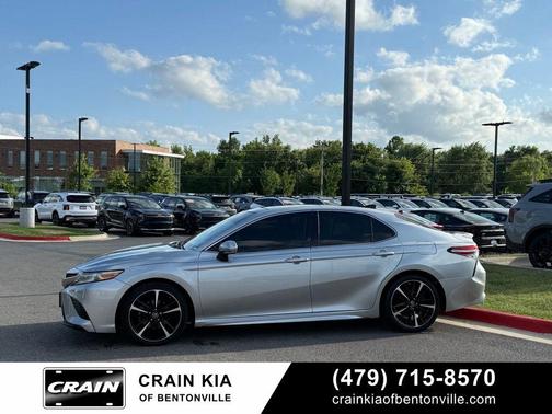 Celestial Silver Metallic 2018 Toyota Camry XSE