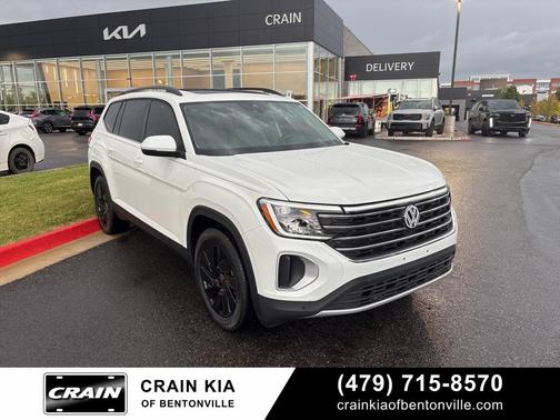 2024 Volkswagen Atlas 2.0T SE w/Technology