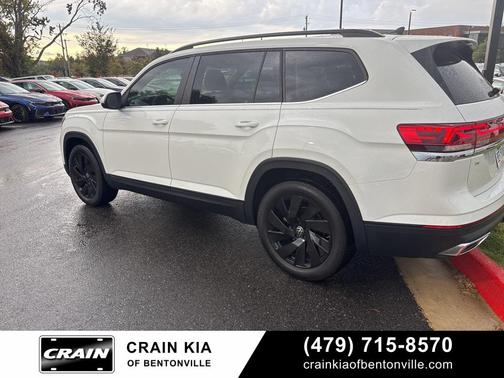 2024 Volkswagen Atlas 2.0T SE w/Technology