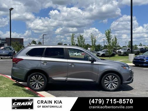 2019 Mitsubishi Outlander SE