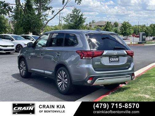 2019 Mitsubishi Outlander SE