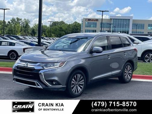 2019 Mitsubishi Outlander SE