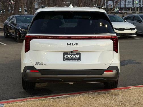 Snow White Pearl 2026 Kia Carnival Hybrid SX Prestige