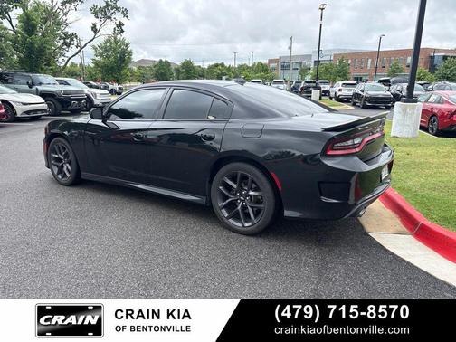 Pitch Black Clearcoat 2019 Dodge Charger GT