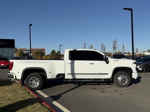 2024 Chevrolet Silverado 3500 High Country