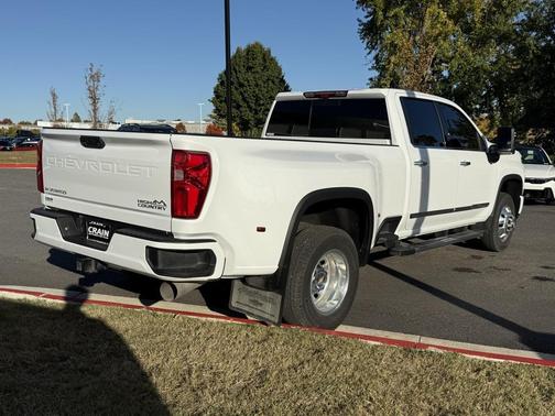 2024 Chevrolet Silverado 3500 High Country