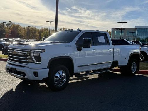 2024 Chevrolet Silverado 3500 High Country