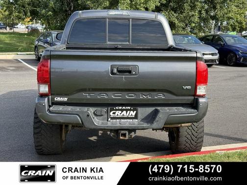 2016 Toyota Tacoma SR