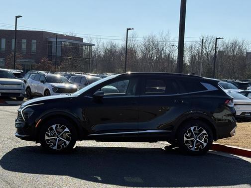 2025 Kia Sportage Hybrid EX