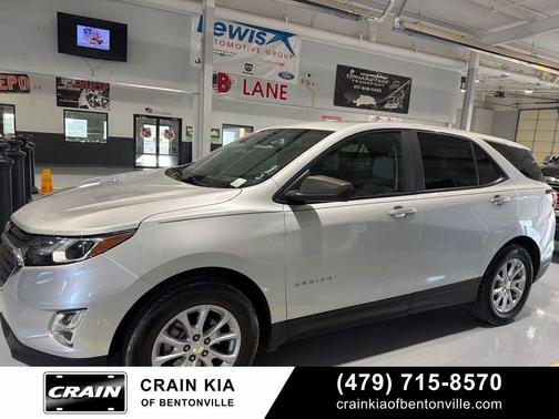 Silver Ice Metallic 2021 Chevrolet Equinox LS