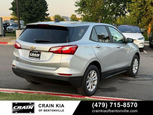Silver Ice Metallic 2021 Chevrolet Equinox LS