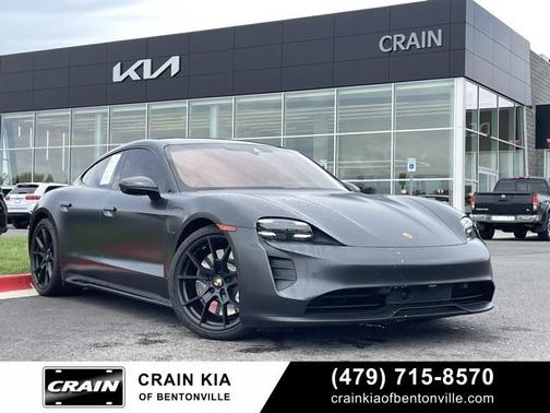 2022 Porsche Taycan GTS