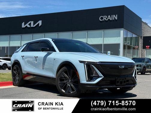 Nimbus Metallic 2024 Cadillac LYRIQ Sport