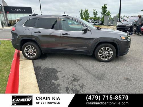 Granite Crystal Metallic Clearcoat 2021 Jeep Cherokee Latitude Lux