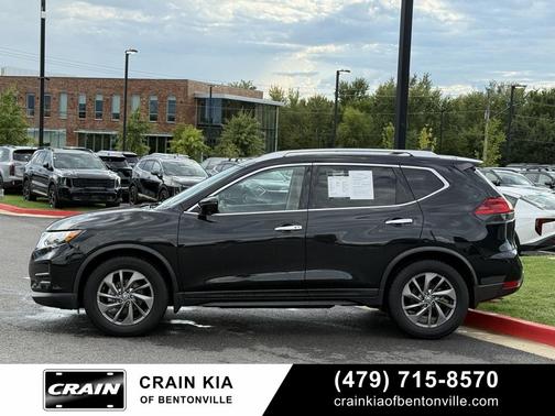 2017 Nissan Rogue SV