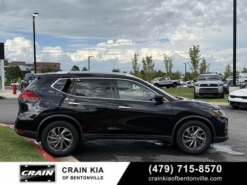 2017 Nissan Rogue SV