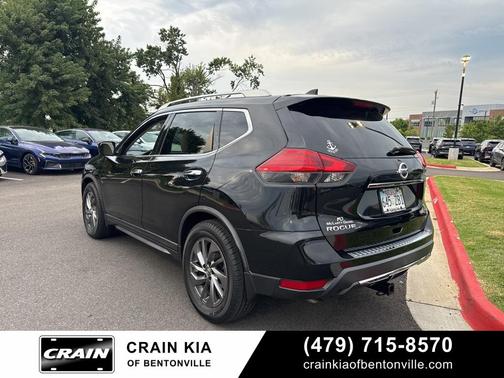 2017 Nissan Rogue SV