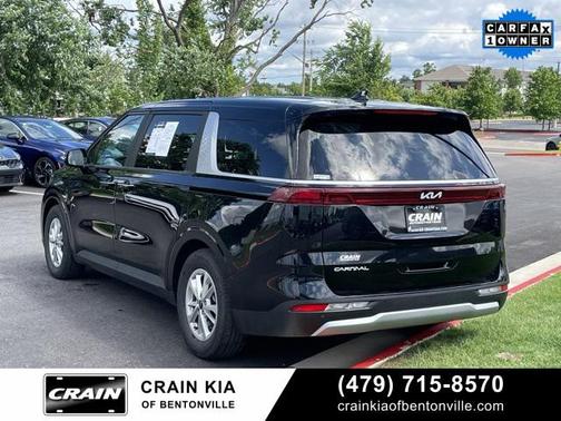 2024 Kia Carnival LX