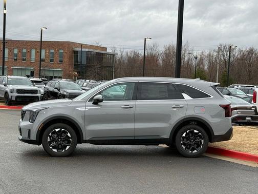 Wolf Gray 2026 Kia Sorento S