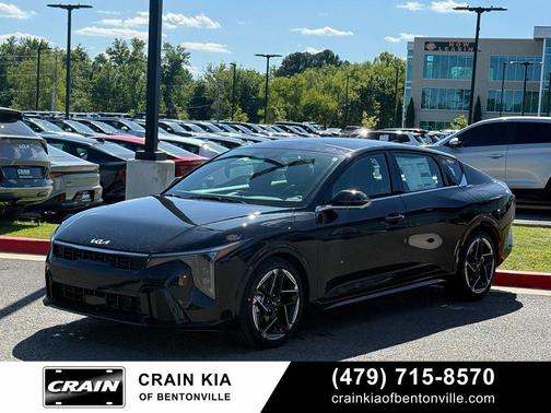 Aurora Black Pearl 2026 Kia K4 GT-Line
