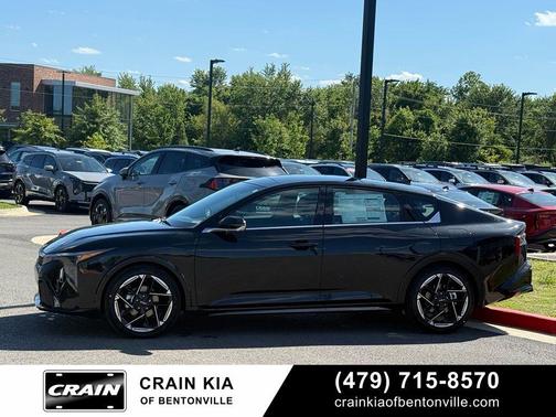 Aurora Black Pearl 2026 Kia K4 GT-Line